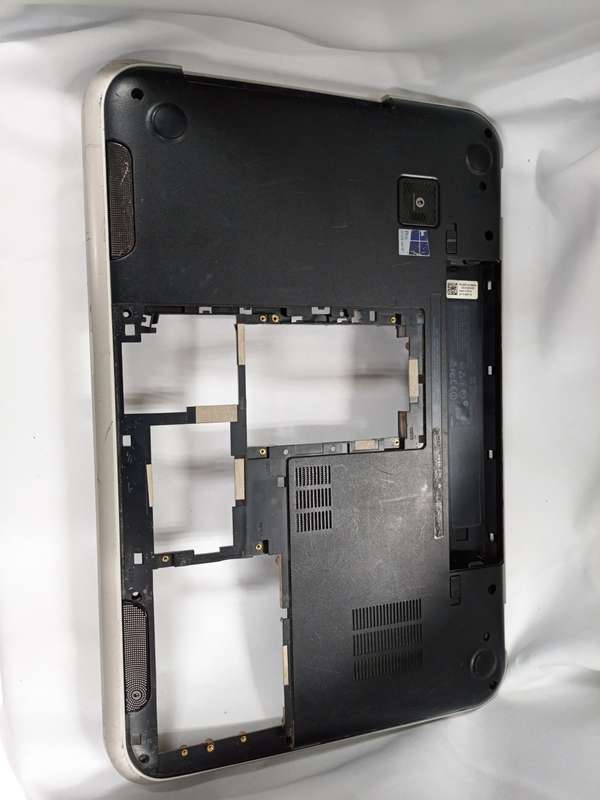 Dell Inspiron 17R SE 7720 Bottom Base cover CN-0RRXPK-12907-37V-03GZ-A00