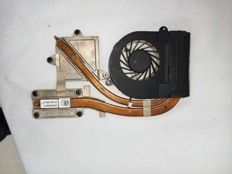 DELL INSPIRON 7720 SERIES HEATSINK 4AR09HSWI10 / CPU COOLING FAN MV67N D0D6C