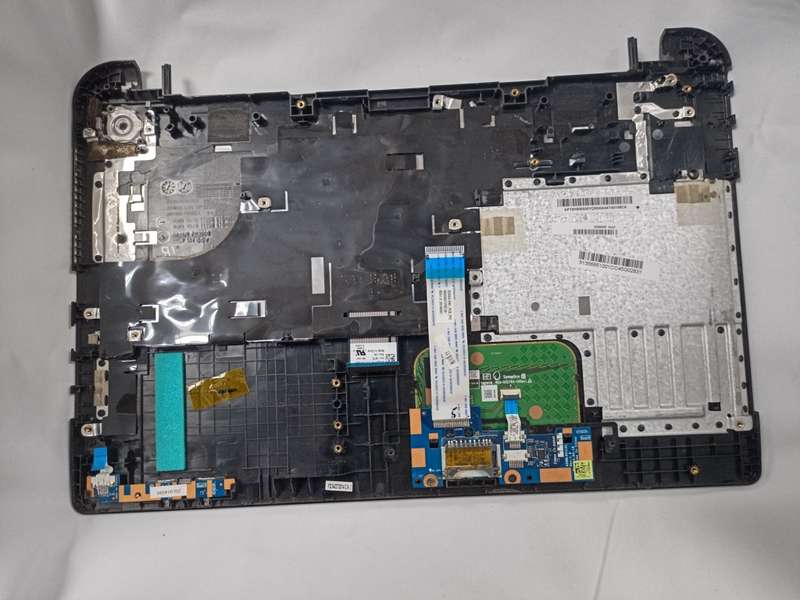 Toshiba Satellite C50 Palmrest AP15H000500