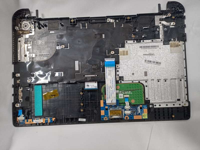 Toshiba Satellite C50 Palmrest AP15H000500