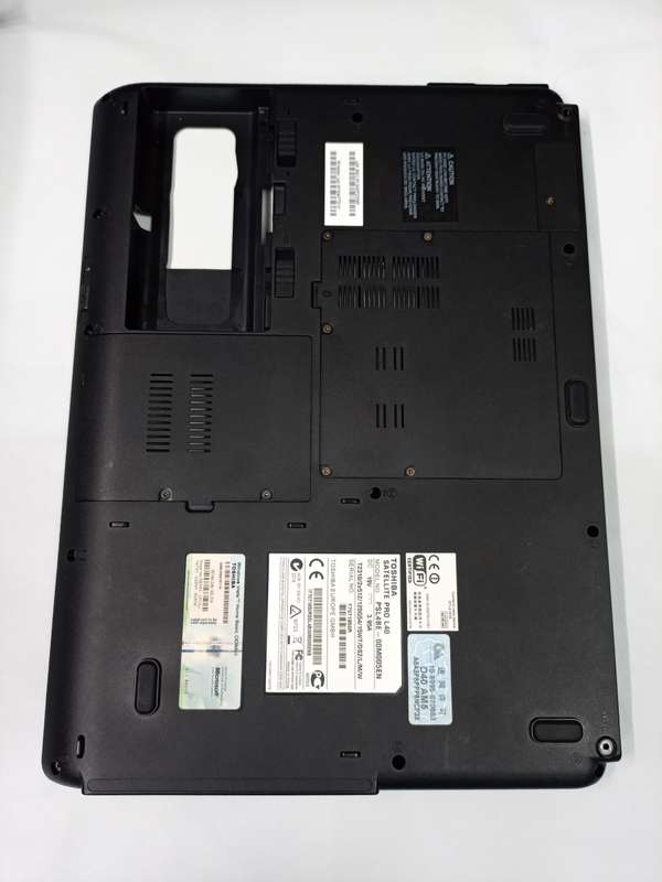Toshiba Satellite L40 Bottom Case Base - 13GNQB1AP050