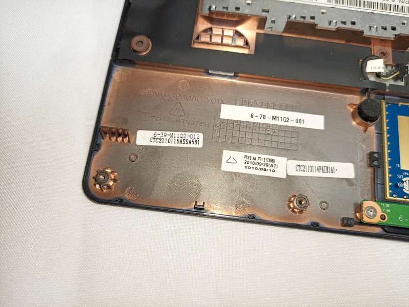 MECER M1110 Palmrest - Plastic top for TurboX Clevo M1110, M1110q 6-39-M11Q2-012