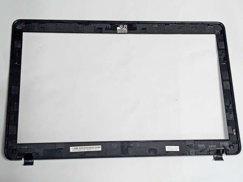 Acer Aspire E1-521 LCD FRONT BEZEL - FA0P1000A00