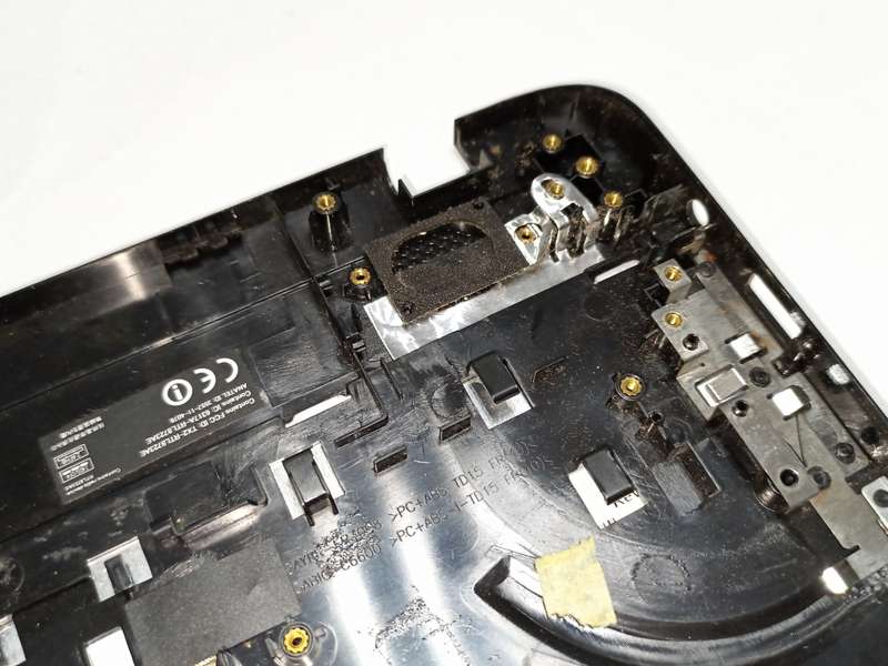 Palmrest -13N0-ZWA0W01 for Toshiba Satellite C850D-104