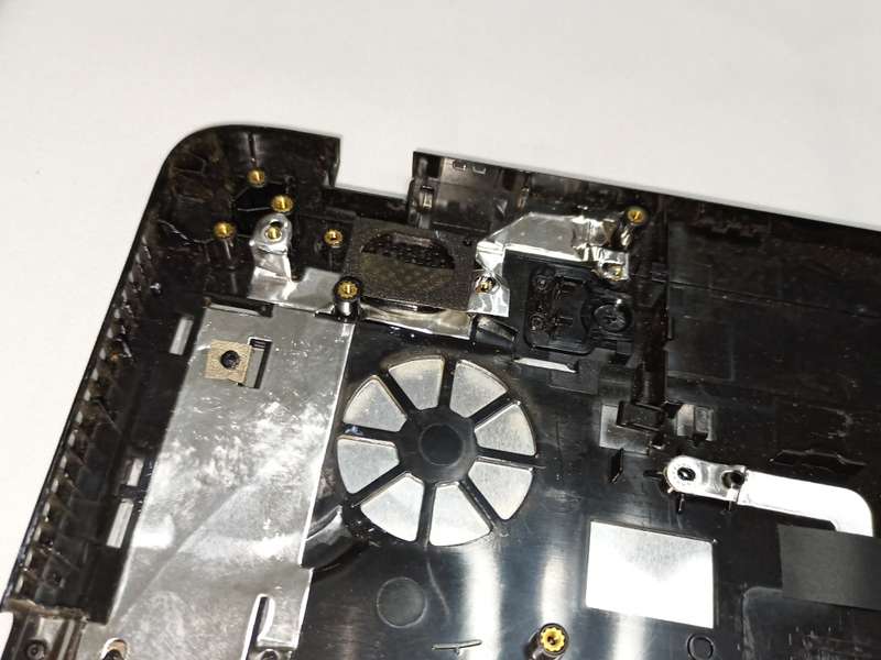 Palmrest -13N0-ZWA0W01 for Toshiba Satellite C850D-104