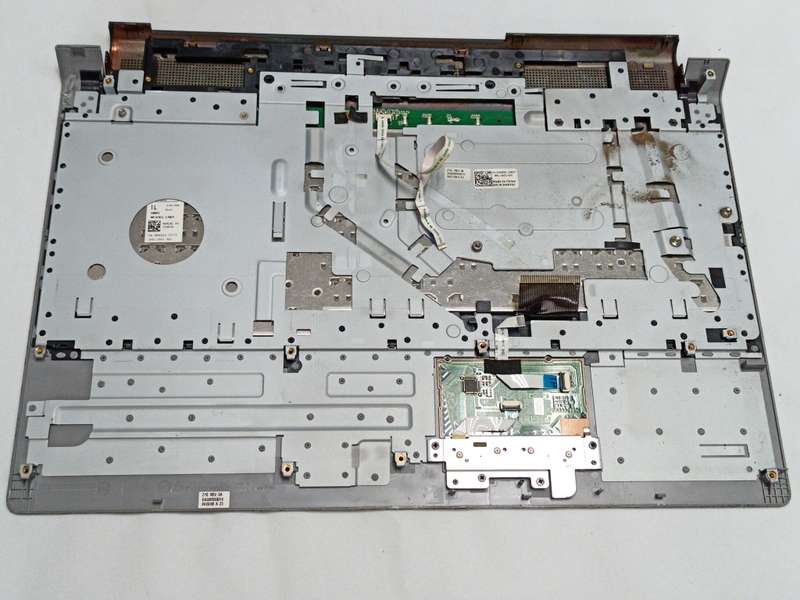 Dell STUDIO 1537 PP3L 24GM3PAWI10 laptop case