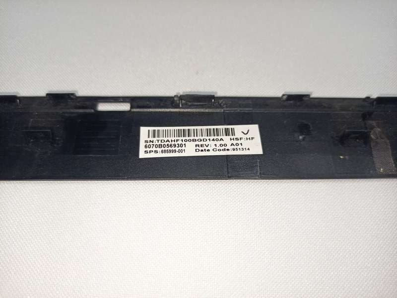 HP ProBook 6470b LCD Front Bezel 6070b0569301 685999-001