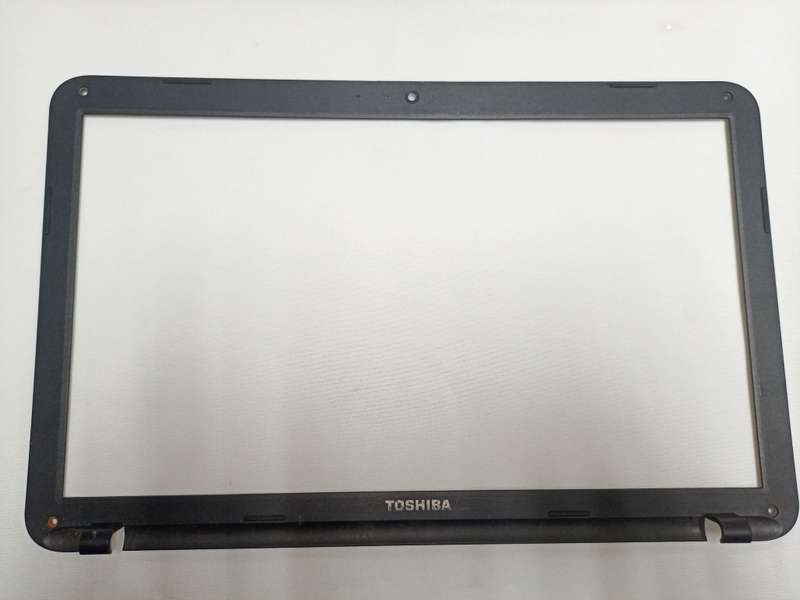 Toshiba C850 LCD from bezel - 13N0-ZWA0S02
