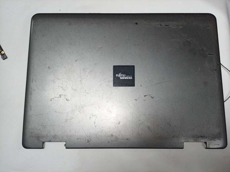 Fujitsu Siemens Esprimo Mobile V5545 Ms2215 15.4` Laptop Top Screen Cover 41.4u502.003