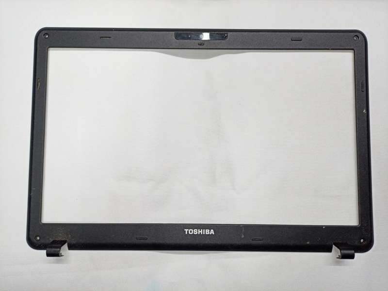 Toshiba Satellite C660-242 15.6` LCD Screen Front Bezel FA0H0000600-1,AP0H0000200