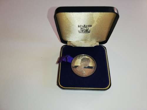 3x Medals and 1x 23kt gold 10 year anniversary 9/11 collectable.
