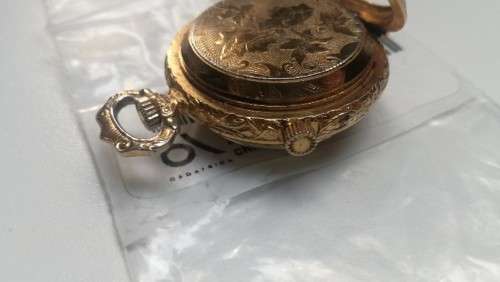 VINTAGE SwissMentor 17J Travel Alarm Pocket watch ,gold plated ,Beautiful,Recently Serviced ,100%