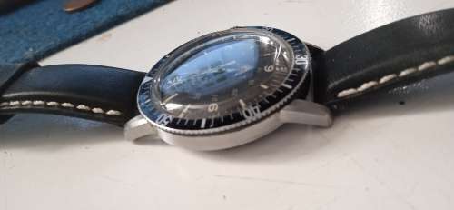 *STUNNING * VERY COLLECTABLE AUTOMATIC ROTARY AQUAPLUNGE 666Ft Devil Diver 1960s open to offers