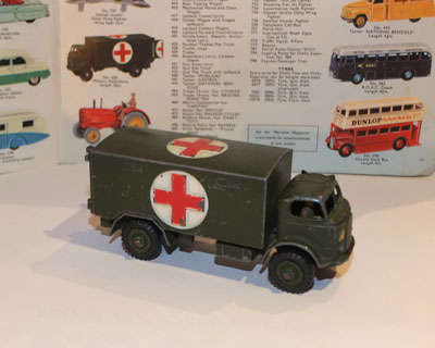 Dinky 626 Military Ambulance Fordson Unboxed made in England. Corgi Lldeo matchbox on other auctions