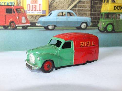 Dinky 470 Austin A40 Van  Shell BP  1954-56 Excellent condition.