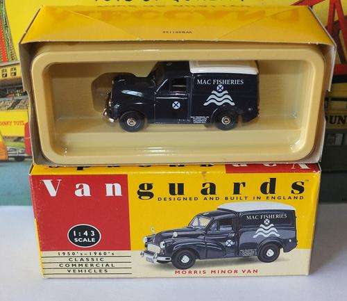 LLEDO VANGUARDS 1/43 VA11010 MORRIS MINOR VAN MAC FISHERIES MIB.