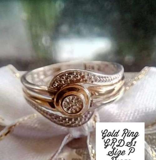 Genuine Gold Wedding Ring with Ruby Stone