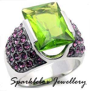 PAVE SET PERIDOT CZ BAND RING SIZE 7