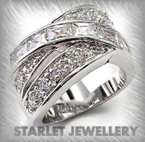 ***NEW STOCK R69 STARTING PRICE***Silver Tone Baquette Cubic Zirconia Ring***SIZE 6