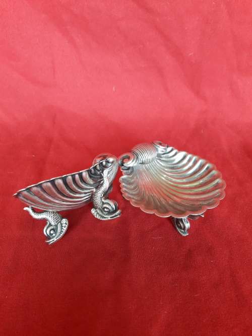 A beautiful pair of EPNS shell shaped holders