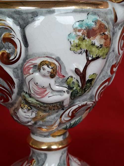 A beautiful Capodimonte vase with lid