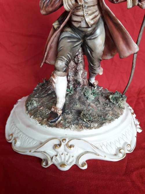 A stunning capodimonte figurine