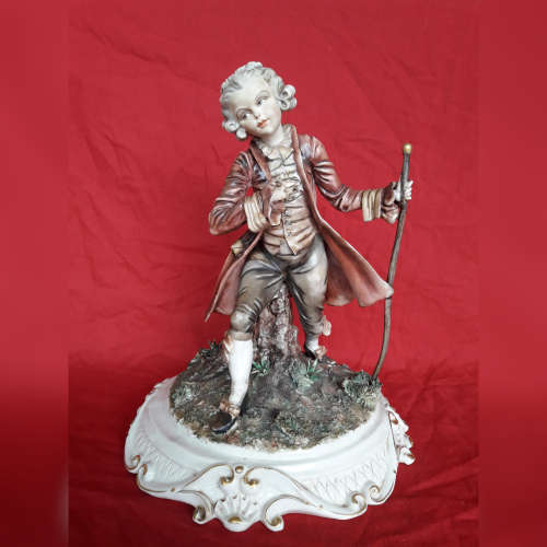 A stunning capodimonte figurine