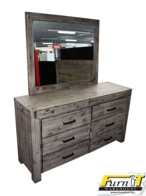 GABRIEL Queen Bedroom Set (6 Piece) - FREE DELIVERY - Solid wood - Wire Brush White wash