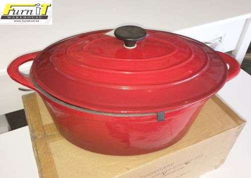 CHEF Oval Cast Iron Casserole (3 Liter) - ENAMEL (RED)