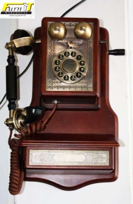 Telkom Vintage Style Telephone - Wall Mount - Wood - Working