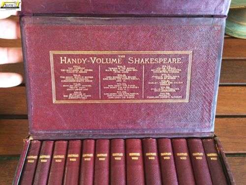 Shakespeare (Shakspeare) Handy Volume (13 Volumes in original Box) Late 1800's - VERY RARE