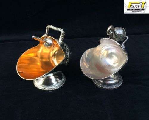Set of 2 Sugar Scuttles with spoons - Silver Plated - Good Condition