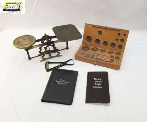 Antique Diamond / Gold Scale - with Weights and MOE Diamond weight Calculator