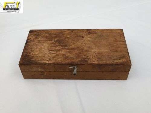 Antique Diamond / Gold Scale - with Weights and MOE Diamond weight Calculator