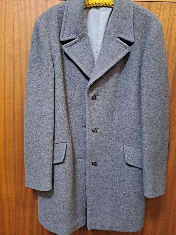 Riastar Tailored Grey Coat - Like New