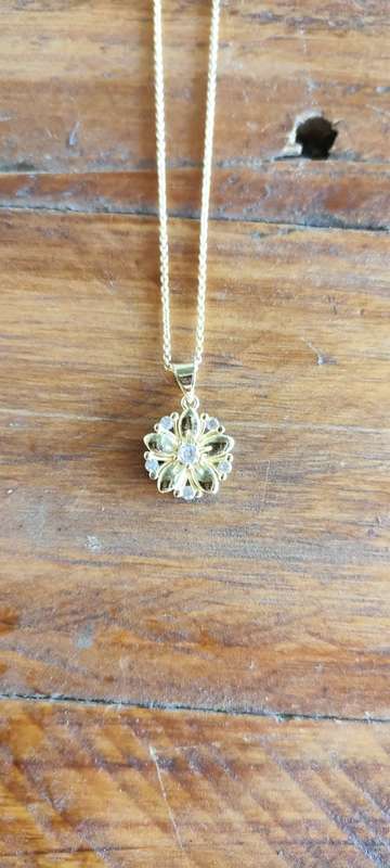Gold Necklace - Just Beautiful!
