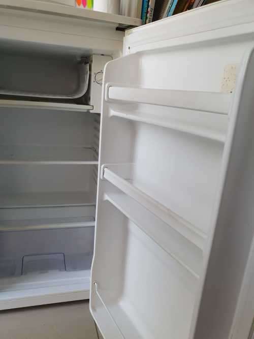 Fridge (bar)