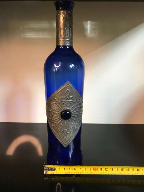 Sliver metal bottle