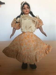 TEN VINTAGE INTERNATIONAL DOLLS FOR YOUR COLLECTION 1 BID FOR ALL. See pictures