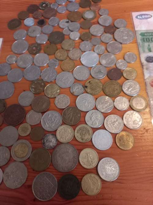 Coin collection of 119 unchecked pieces