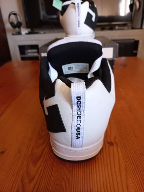 New original DCShoes Court Graffik shoes, size UK12