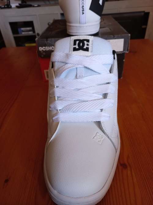 New original DCShoes Court Graffik shoes, size UK12