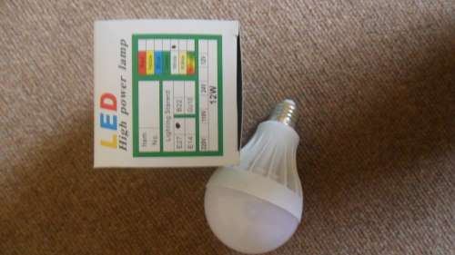 NEW E27 - 12W White LED High Power Globes - 220V Screw-in