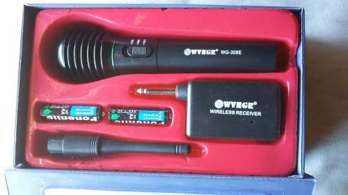 Super Professional Wireless Microphones and Receiver