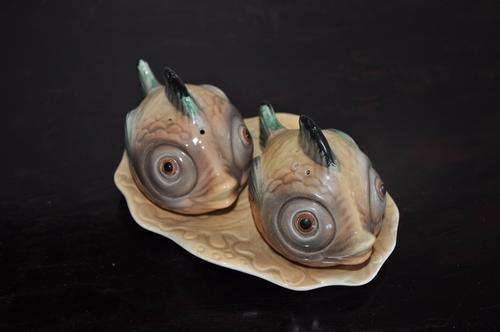 Shorter & Sons Stoke on Trent Fish Salt n Pepper Cellars on Stand