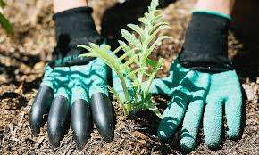GARDEN GENIE GLOVE WITH CLAWS