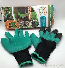 GARDEN GENIE GLOVE WITH CLAWS