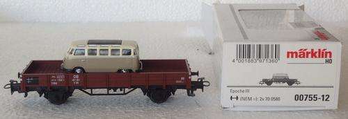 Marklin HO Flat Car with VW Combi load 00755-12