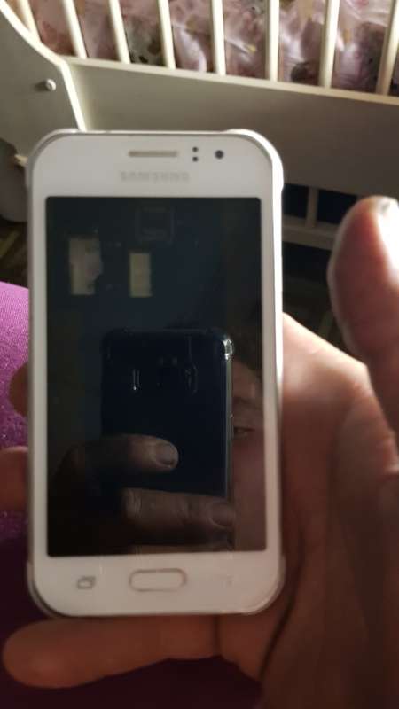 samsung j1 ace