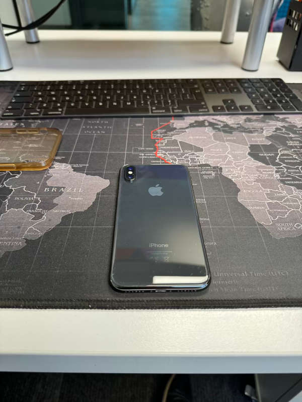 Apple iPhone X 64GB